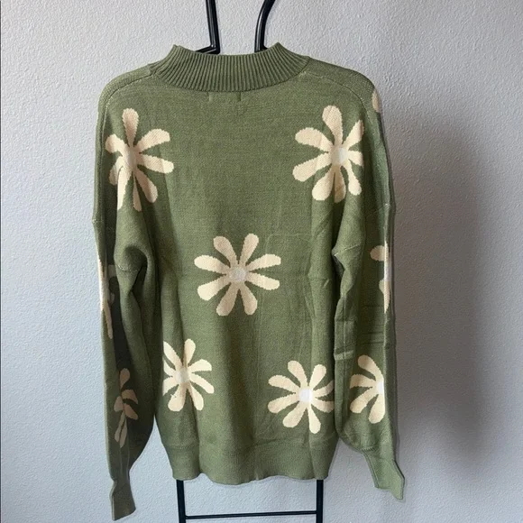Zeagoo Sea Floral Green Sweater - Picture 9 of 10